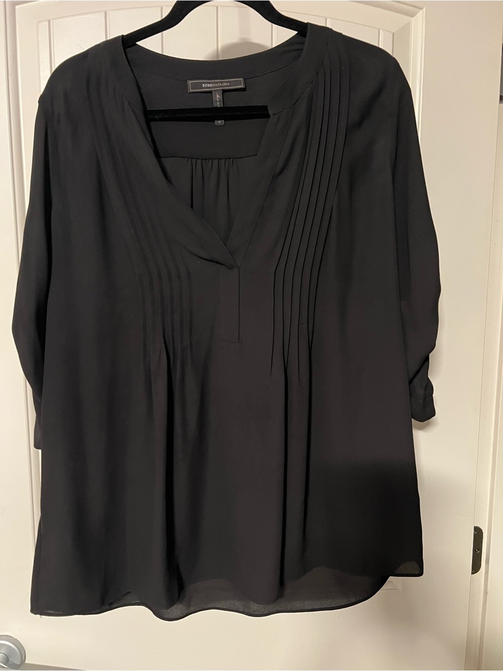 BCBG MAXAZRIA Black Pintuck V-Neck Tunic